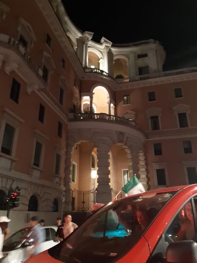 Luxury House Belle Arti 3Bedr Piazza Del Popolo Villa Рим Екстериор снимка